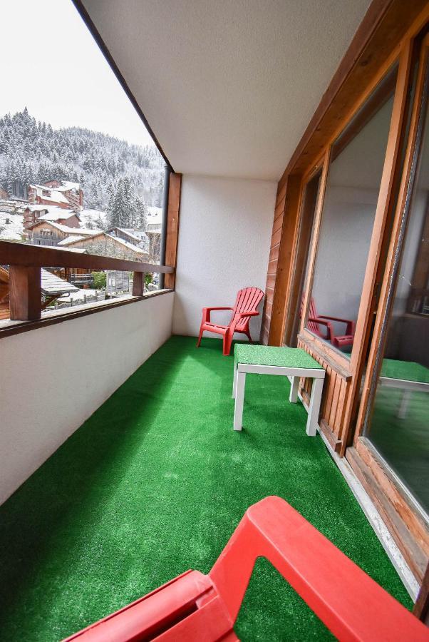 L'Enchalpe: Ski-In Studio with Pool and Mountain Views Saint-Jean-d'Aulps Exterior photo